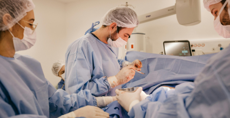 ULS Algarve destaca-se na remoção endoscópica endonasal de adenomas da hipófise